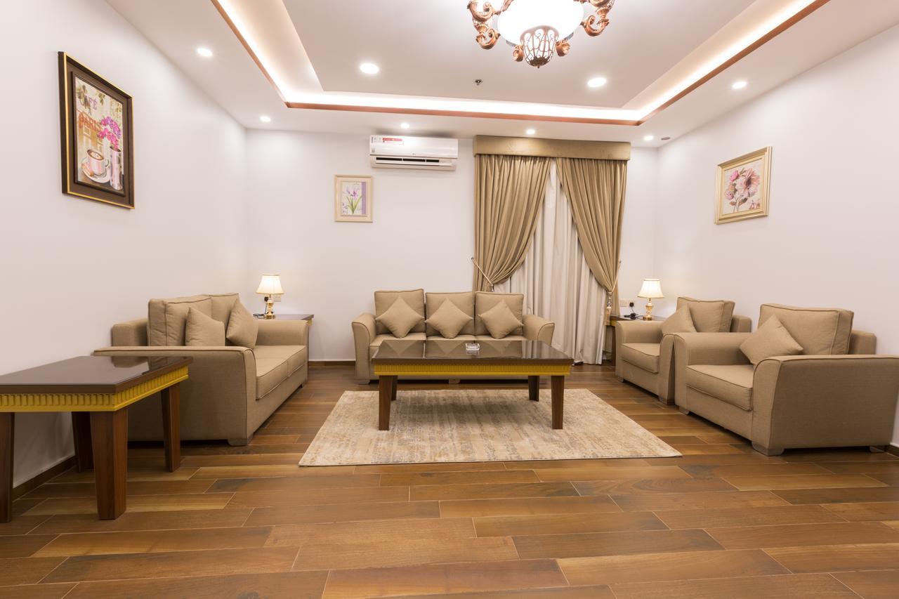 Luxury Hotel Apartments Tabuk Exteriér fotografie