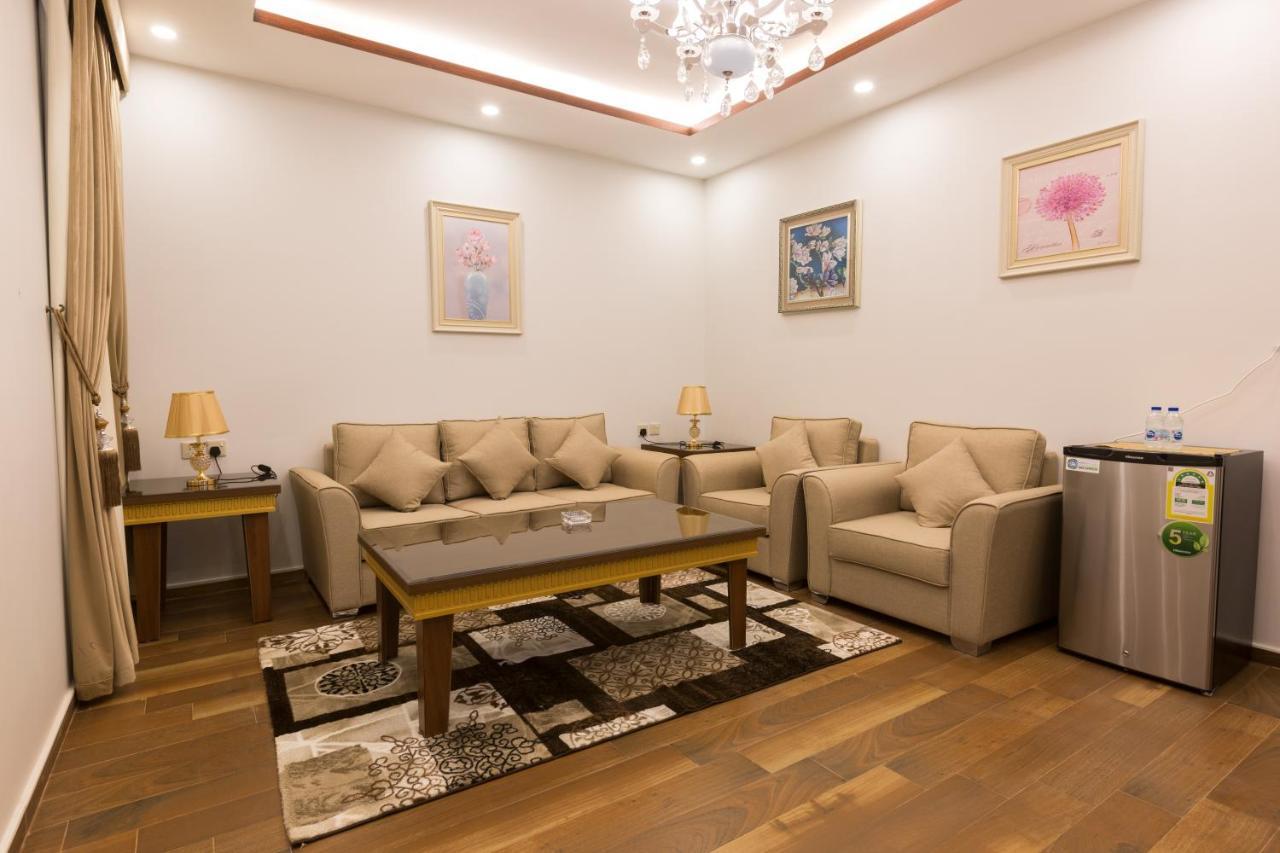 Luxury Hotel Apartments Tabuk Exteriér fotografie