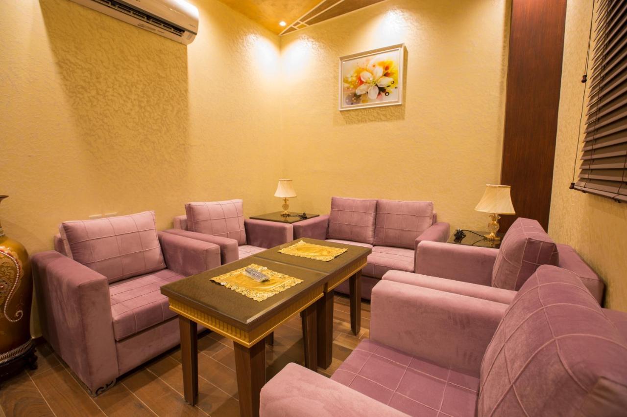 Luxury Hotel Apartments Tabuk Exteriér fotografie